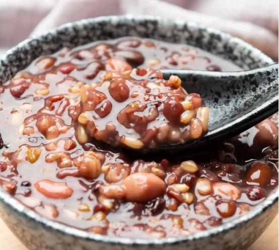 生劝告：早饭有4不要早点了解少遭罪麻将胡了老年人早饭不能吃鸡蛋？医