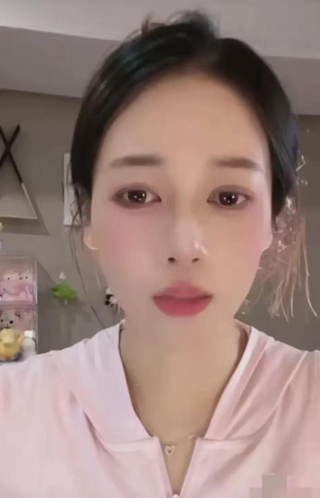 边：奥运冠军有房有车我欠薪欠编只能靠自己PG麻将胡了免费试玩模拟器吴柳芳回应擦(图2)