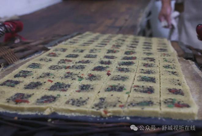 记糖坊 手工绿豆糕传承端午情麻将胡了2模拟器试玩舒城：程(图2)