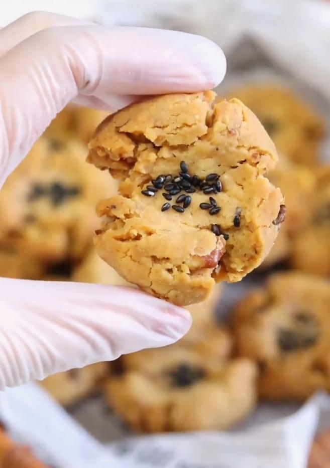 美味！黑芝麻营养、功效及食谱指南麻将胡了“黑” 出健康“香” 出(图4)